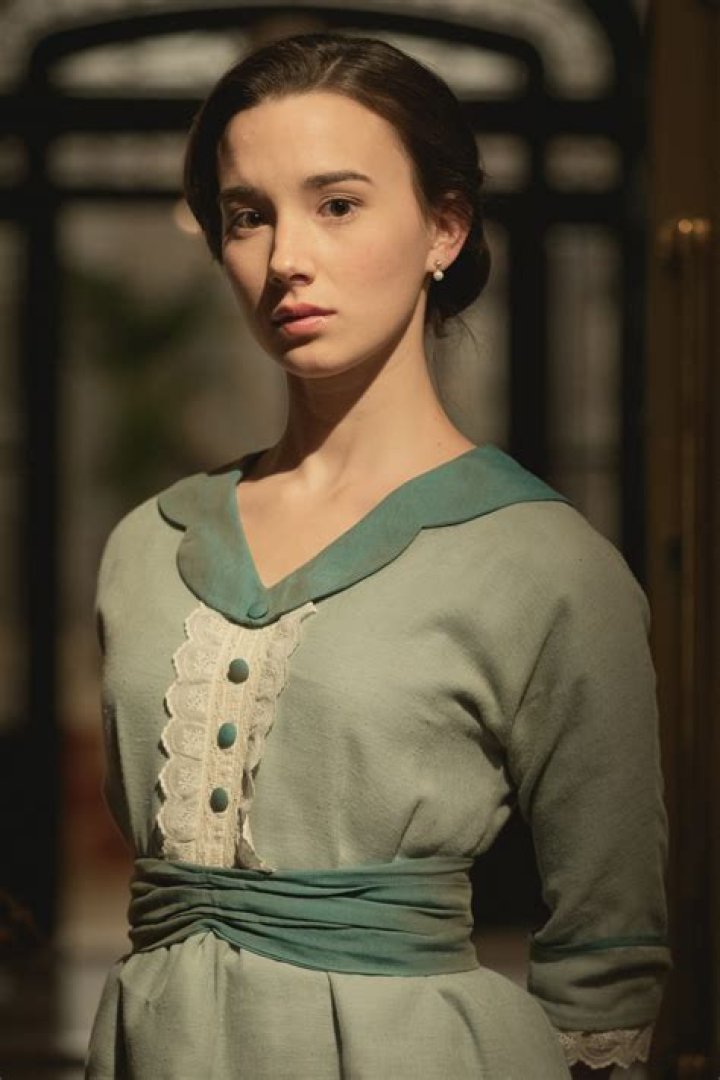 Aria Bedmar Movies and TV Shows