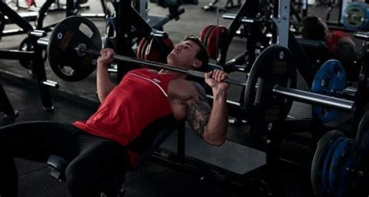 How To Train Rear Delts To Help Bench Press