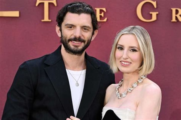 Is Laura Carmichael married? The Secrets She Keeps & Downton star