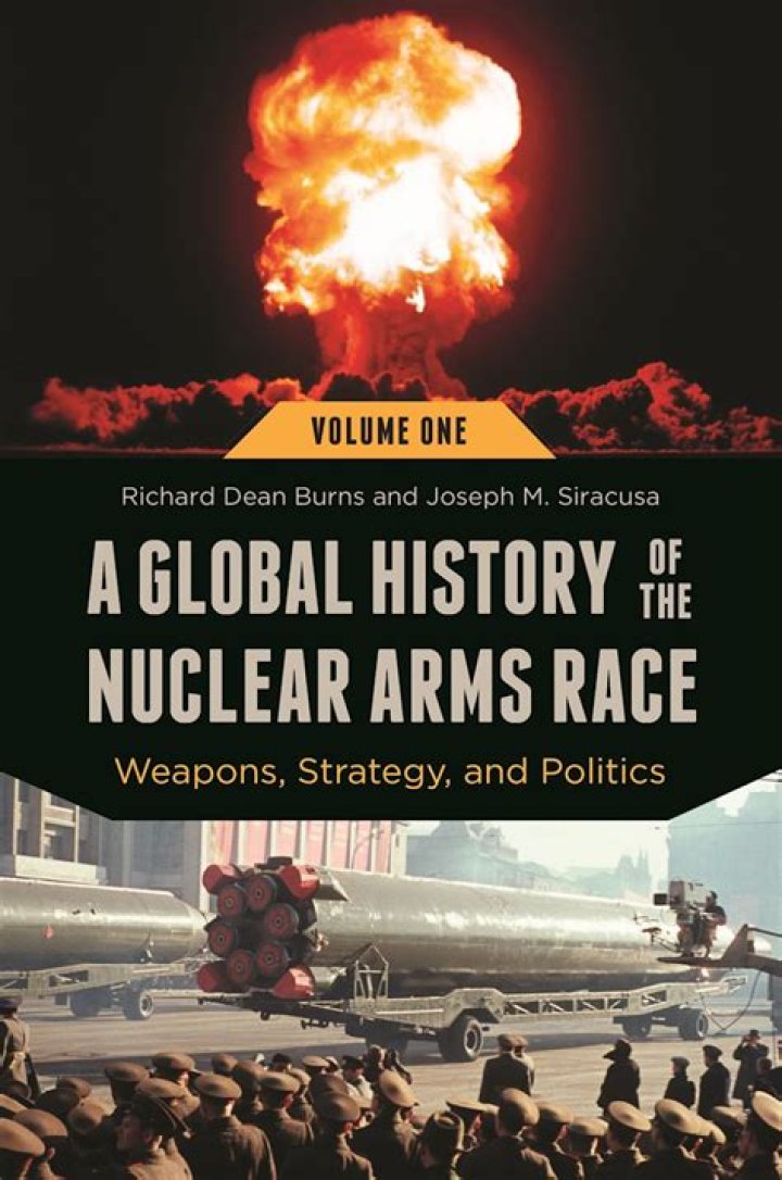PRESIDENCY IN THE NUCLEAR AGE: THE COLD WAR AND THE NUCLEAR ARMS RACE